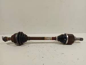 Gebruikte Homokineetas links-voor Citroen C4 Cactus Prijs € 122,00 Margeregeling aangeboden door Van der Ven Autorecycling B.V.