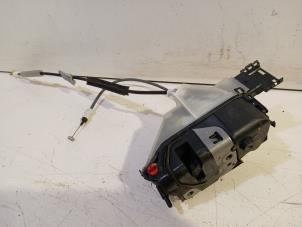 Gebruikte Deurslot Mechaniek 4Deurs links-achter Citroen C3 Prijs € 30,00 Margeregeling aangeboden door Van der Ven Autorecycling B.V.