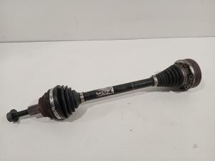 Gebruikte Cardanas links-voor (VWA) Volkswagen E-Golf Prijs € 36,00 Margeregeling aangeboden door Van der Ven Autorecycling B.V.