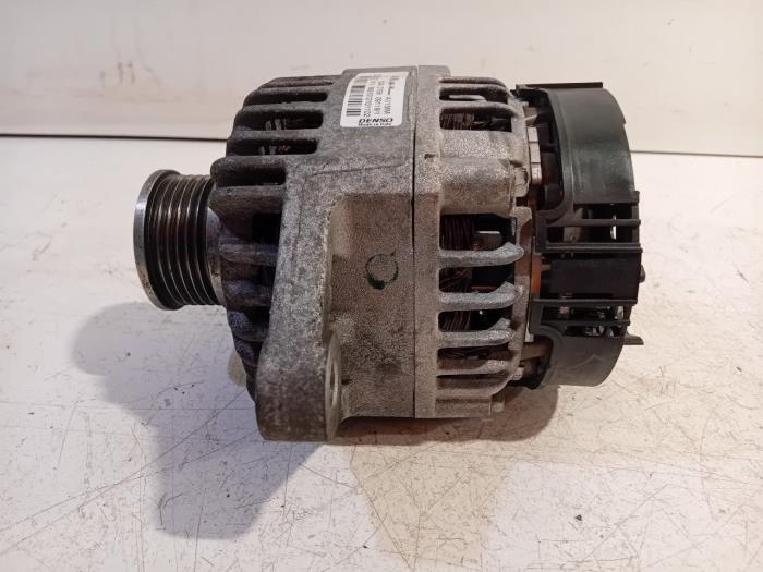 Gebruikte Dynamo Fiat Doblo Prijs € 50,00 Margeregeling aangeboden door Van der Ven Autorecycling B.V.