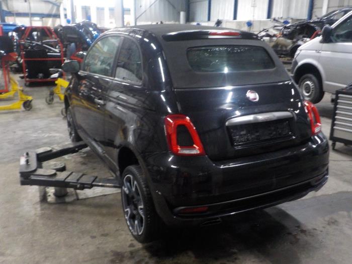 Computer Motormanagement van een Fiat 500 2017