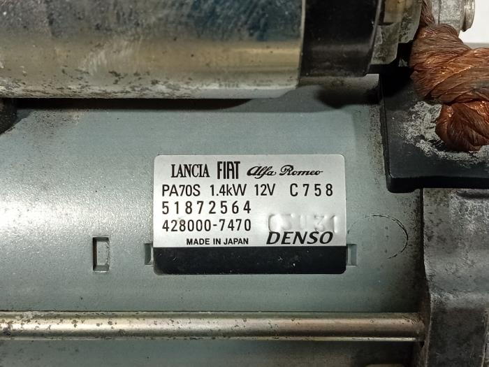 Computer Motormanagement van een Fiat 500 2017