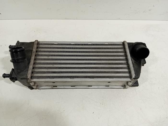 Gebruikte Intercooler Fiat 500 Prijs € 41,00 Margeregeling aangeboden door Van der Ven Autorecycling B.V.