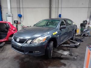 Radiateur van een Lexus GS 400 2006