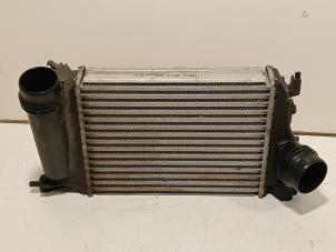 Gebruikte Intercooler Renault Grand Scenic Prijs € 56,00 Margeregeling aangeboden door Van der Ven Autorecycling B.V.