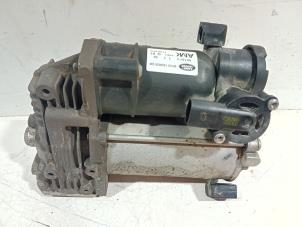 Gebruikte Compressor Landrover Discovery Prijs € 317,00 Margeregeling aangeboden door Van der Ven Autorecycling B.V.