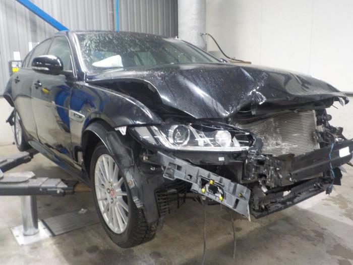 Computer Koeling van een Jaguar XE 2018