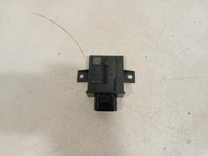 Gebruikte Computer Diversen Jaguar XE Prijs € 36,00 Margeregeling aangeboden door Van der Ven Autorecycling B.V.