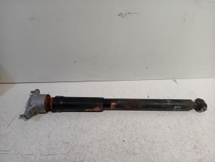 Gebruikte Schokbreker rechts-achter Mercedes B-Klasse Prijs € 17,00 Margeregeling aangeboden door Van der Ven Autorecycling B.V.