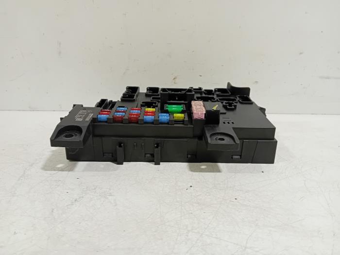 Computer Body Control van een Mitsubishi Outlander 2020