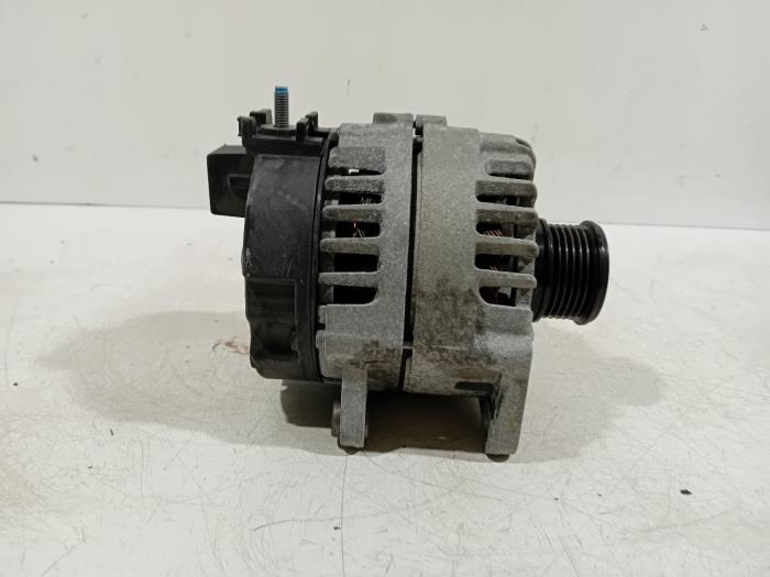 Gebruikte Alternator Mercedes C-Klasse Prijs € 317,00 Margeregeling aangeboden door Van der Ven Autorecycling B.V.