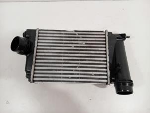 Gebruikte Intercooler Renault Scenic Prijs € 75,00 Margeregeling aangeboden door Van der Ven Autorecycling B.V.