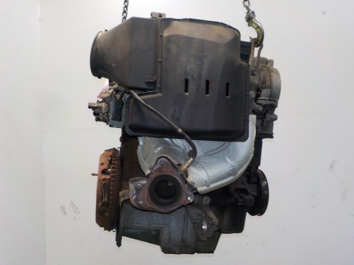 Gebruikte Motor Renault Megane Prijs € 149,99 Margeregeling aangeboden door Van der Ven Autorecycling B.V.