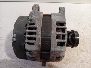 Gebruikte Alternator Mercedes GLA Prijs € 41,00 Margeregeling aangeboden door Van der Ven Autorecycling B.V.