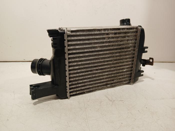 Gebruikte Intercooler Renault Captur Prijs € 41,00 Margeregeling aangeboden door Van der Ven Autorecycling B.V.