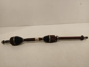 Gebruikte Cardanas rechts-voor (VWA) Renault Captur Prijs € 50,00 Margeregeling aangeboden door Van der Ven Autorecycling B.V.