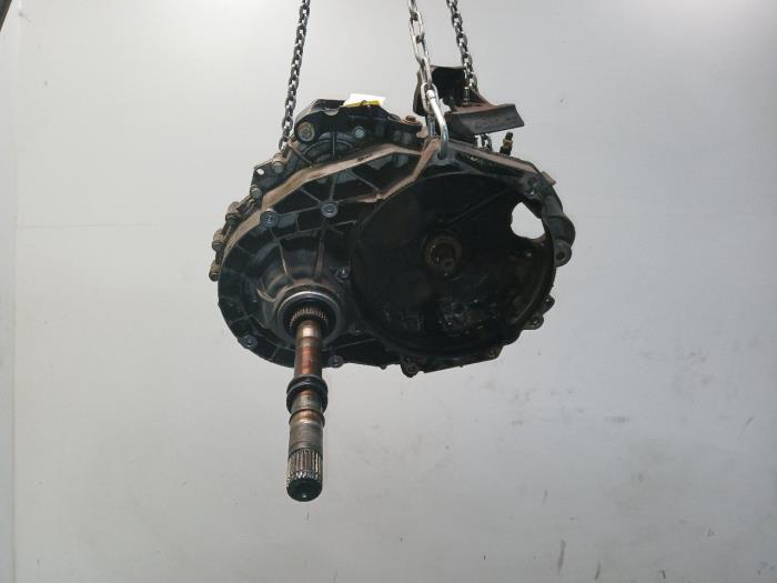 Gebruikte Versnellingsbak Volkswagen Transporter Prijs € 1.494,99 Margeregeling aangeboden door Van der Ven Autorecycling B.V.