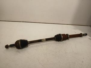 Gebruikte Homokineetas rechts-voor Renault Wind Prijs € 50,00 Margeregeling aangeboden door Van der Ven Autorecycling B.V.