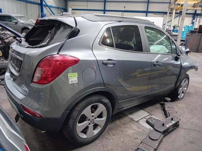 Versnellingsbak van een Opel Mokka 2017