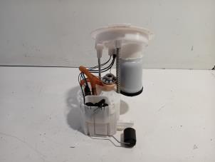 Gebruikte Tank element Pomp BMW 3-Serie Prijs € 50,00 Margeregeling aangeboden door Van der Ven Autorecycling B.V.