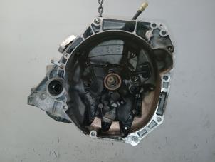 Gebruikte Versnellingsbak Dacia Sandero Prijs € 224,99 Margeregeling aangeboden door Van der Ven Autorecycling B.V.