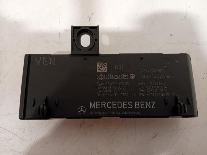 Gebruikte Computer Diversen Mercedes E-Klasse Prijs € 45,00 Margeregeling aangeboden door Van der Ven Autorecycling B.V.