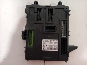 Gebruikte Computer Body Control Renault Megane Prijs € 106,00 Margeregeling aangeboden door Van der Ven Autorecycling B.V.