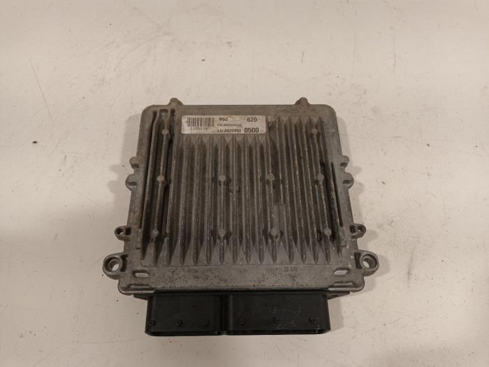 Gebruikte Computer Motormanagement Mercedes Vito Prijs € 165,00 Margeregeling aangeboden door Van der Ven Autorecycling B.V.