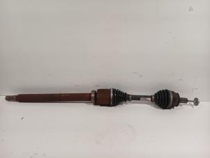 Gebruikte Steekas rechts-voor Volvo V60 Prijs € 49,00 Margeregeling aangeboden door Van der Ven Autorecycling B.V.