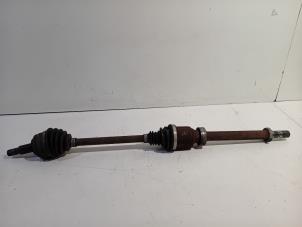 Gebruikte Aandrijfas rechts-voor Mercedes Citan Prijs € 106,00 Margeregeling aangeboden door Van der Ven Autorecycling B.V.