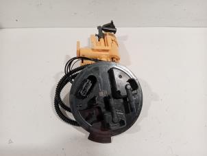 Gebruikte Tank element Pomp Mercedes C-Klasse Prijs € 26,00 Margeregeling aangeboden door Van der Ven Autorecycling B.V.