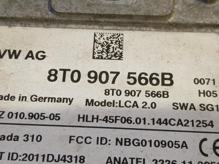 Cruise control sensor van een Audi A4 2014