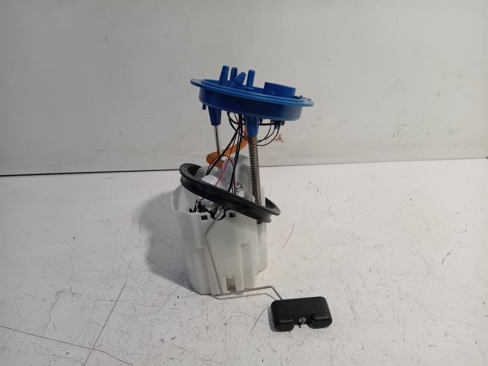 Gebruikte Tank element Pomp Volkswagen Polo Prijs € 50,00 Margeregeling aangeboden door Van der Ven Autorecycling B.V.