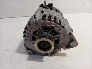 Gebruikte Dynamo Mercedes C-Klasse Prijs € 80,00 Margeregeling aangeboden door Van der Ven Autorecycling B.V.