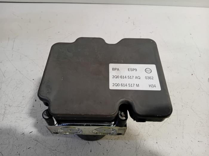 Gebruikte ABS Pomp Volkswagen Polo Prijs € 138,00 Margeregeling aangeboden door Van der Ven Autorecycling B.V.
