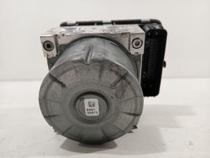 Gebruikte ABS Pomp Volkswagen E-Golf Prijs € 75,00 Margeregeling aangeboden door Van der Ven Autorecycling B.V.