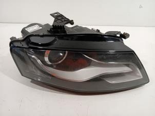 Gebruikte Koplamp rechts Audi A4 Prijs € 375,00 Margeregeling aangeboden door Van der Ven Autorecycling B.V.