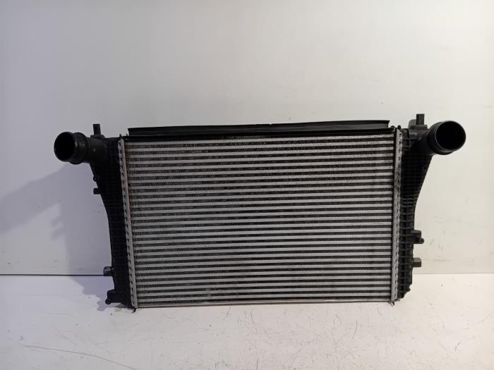 Gebruikte Intercooler Volkswagen Scirocco Prijs € 40,00 Margeregeling aangeboden door Van der Ven Autorecycling B.V.