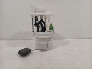 Gebruikte Tank element Pomp Opel Corsa Prijs € 75,00 Margeregeling aangeboden door Van der Ven Autorecycling B.V.