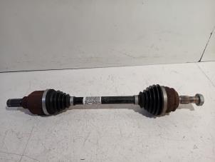 Gebruikte Homokineetas links-voor Opel Corsa Prijs € 215,00 Margeregeling aangeboden door Van der Ven Autorecycling B.V.