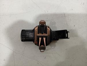 Gebruikte Regensensor Mercedes EQE Prijs € 35,00 Margeregeling aangeboden door Van der Ven Autorecycling B.V.