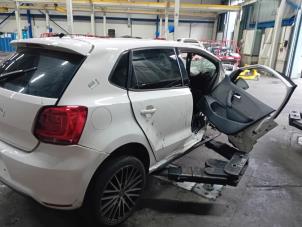 Computer Motormanagement van een Volkswagen Polo 2011