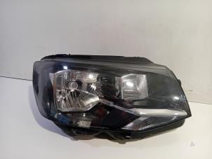 Gebruikte Koplamp rechts Volkswagen Transporter Prijs € 165,00 Margeregeling aangeboden door Van der Ven Autorecycling B.V.