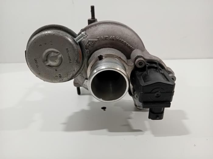 Gebruikte G-lader Alfa Romeo Giulietta Prijs € 224,99 Margeregeling aangeboden door Van der Ven Autorecycling B.V.
