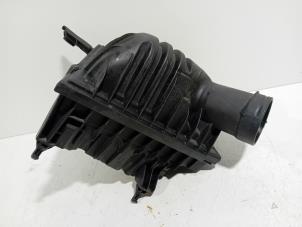 Gebruikte Luchtfilterhuis BMW 2-Serie Prijs € 105,00 Margeregeling aangeboden door Van der Ven Autorecycling B.V.