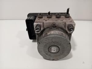 Gebruikte ABS Pomp Skoda Octavia Prijs € 215,00 Margeregeling aangeboden door Van der Ven Autorecycling B.V.