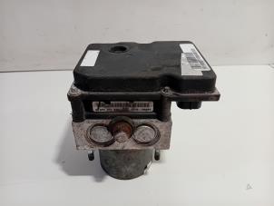 Gebruikte ABS Pomp Citroen C4 Grand Picasso Prijs € 45,00 Margeregeling aangeboden door Van der Ven Autorecycling B.V.