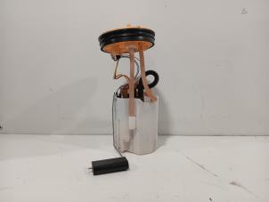 Gebruikte Tank element Pomp Volkswagen Transporter Prijs € 75,00 Margeregeling aangeboden door Van der Ven Autorecycling B.V.