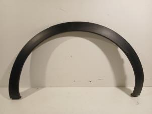 Gebruikte Spatbord Lijst DS Automobiles DS3 Crossback Prijs € 70,00 Margeregeling aangeboden door Van der Ven Autorecycling B.V.