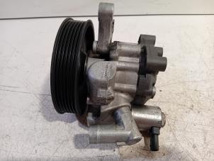 Gebruikte Stuurpomp Mercedes C-Klasse Prijs € 80,00 Margeregeling aangeboden door Van der Ven Autorecycling B.V.